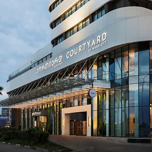 Hotel Courtyard By Marriott, Batumi