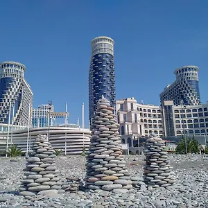 Apartment On Khimshiashvili Батуми